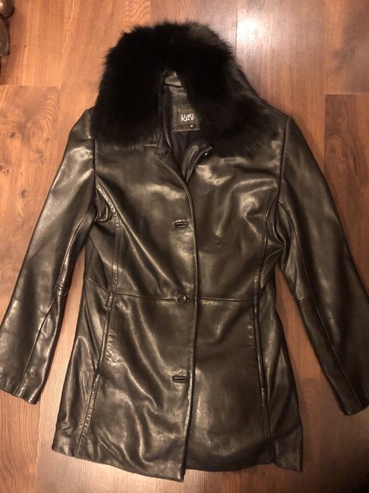 Skórzany płaszczyk M