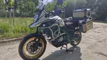SUZUKI V-strom DL650