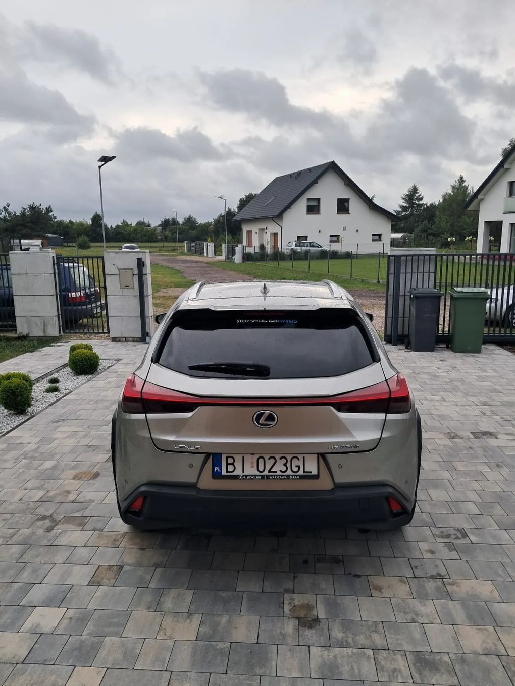Lexus UX pierwszy właścicel, gwarancja Lexus Relax, faktura VAT23