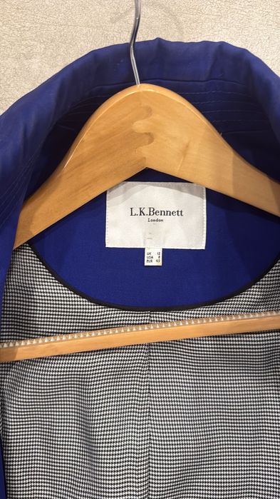 Casaco clássico L.K. Bennett London. Tamanho UK 12