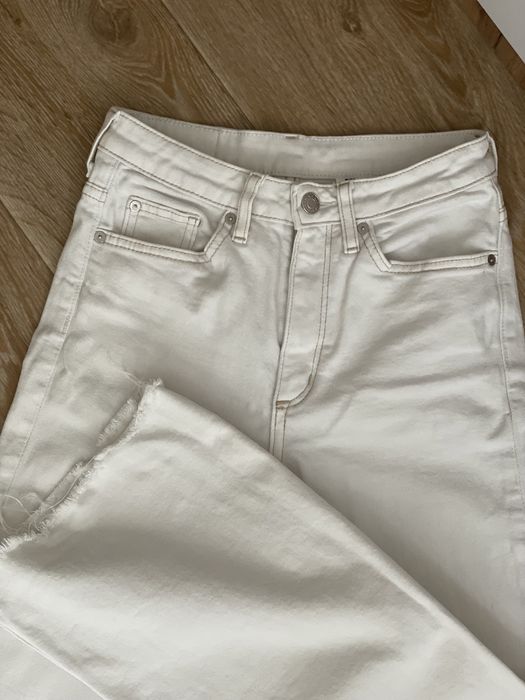 Джинси прямі молочні