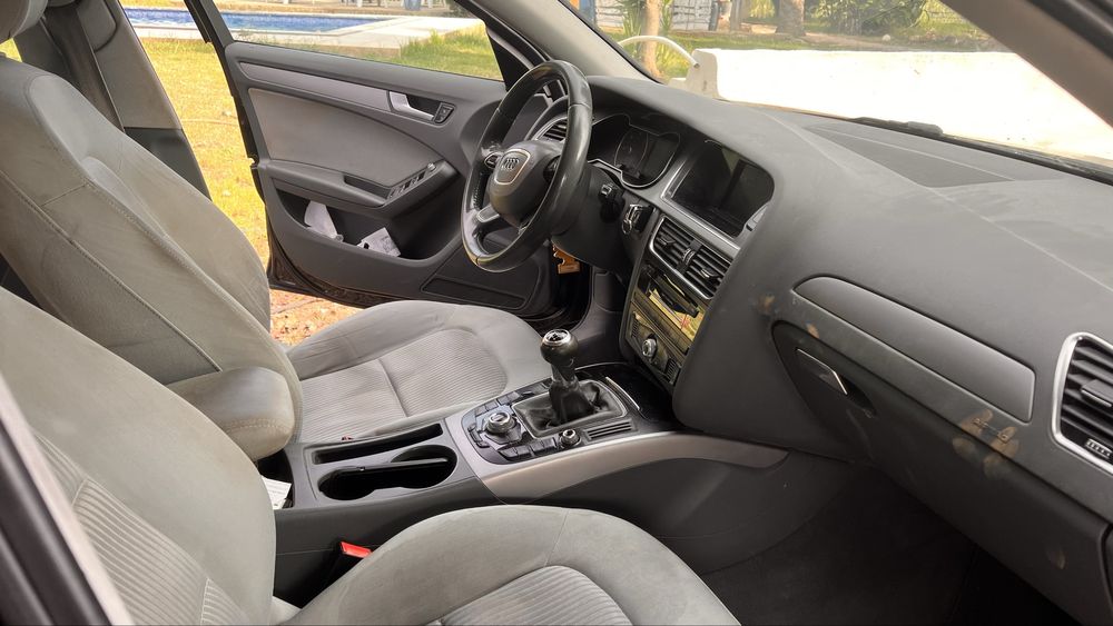 Audi  A4 Avant 2.0 diesel de 10/2012