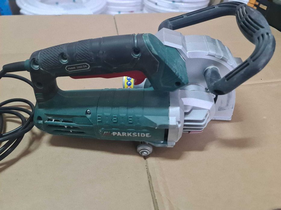 Bruzdownica Parkside PMNF 1350 D4