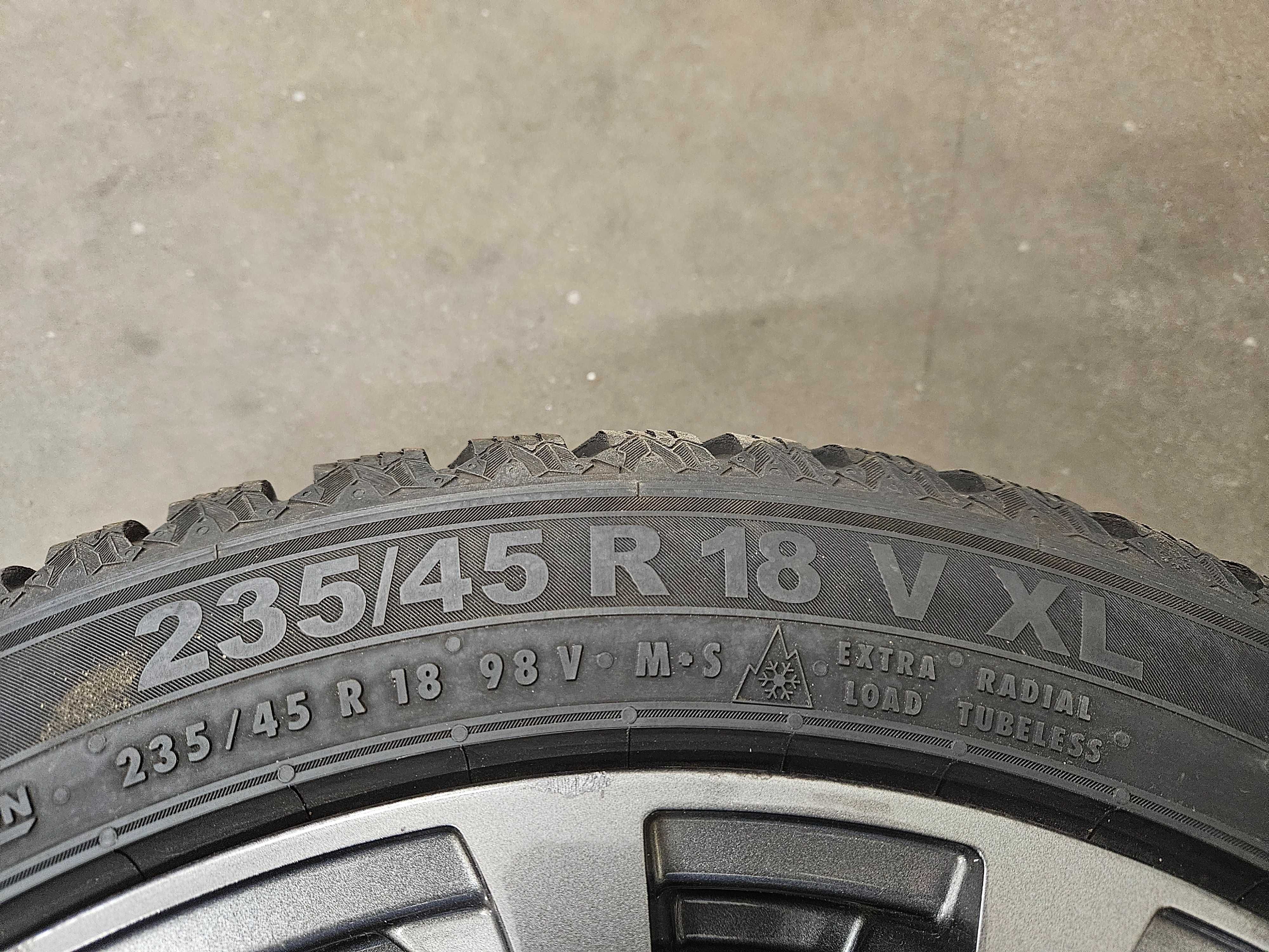 2 Szt 235/45 R18 98V XL Semperit Speed-Grip 5 - 8,50mm - 2023r