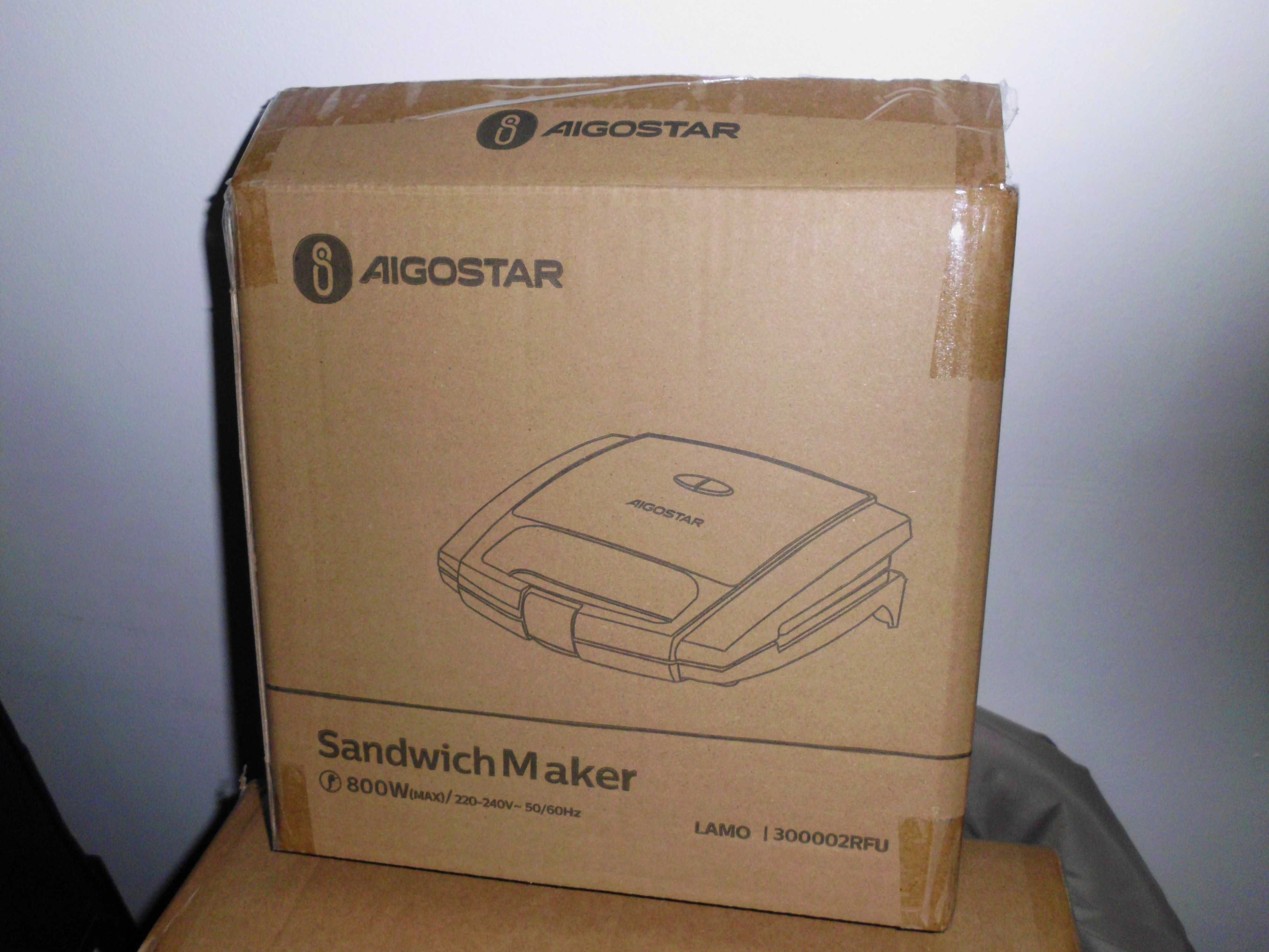 Sandwicheira nova, ainda em caixa, em Moscavide