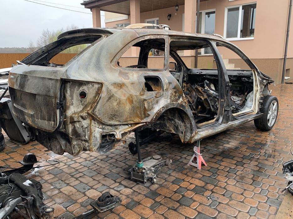 Skoda Superb Combi 2012