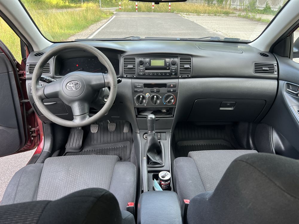 Toyota Corolla 1.4 D4D salon PL ( pierwszy właściciel )
