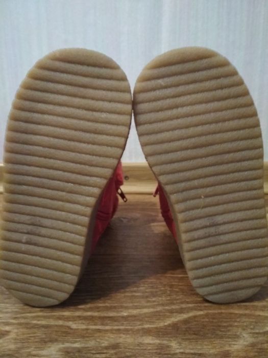 Дитячі сапожки на дівчинку