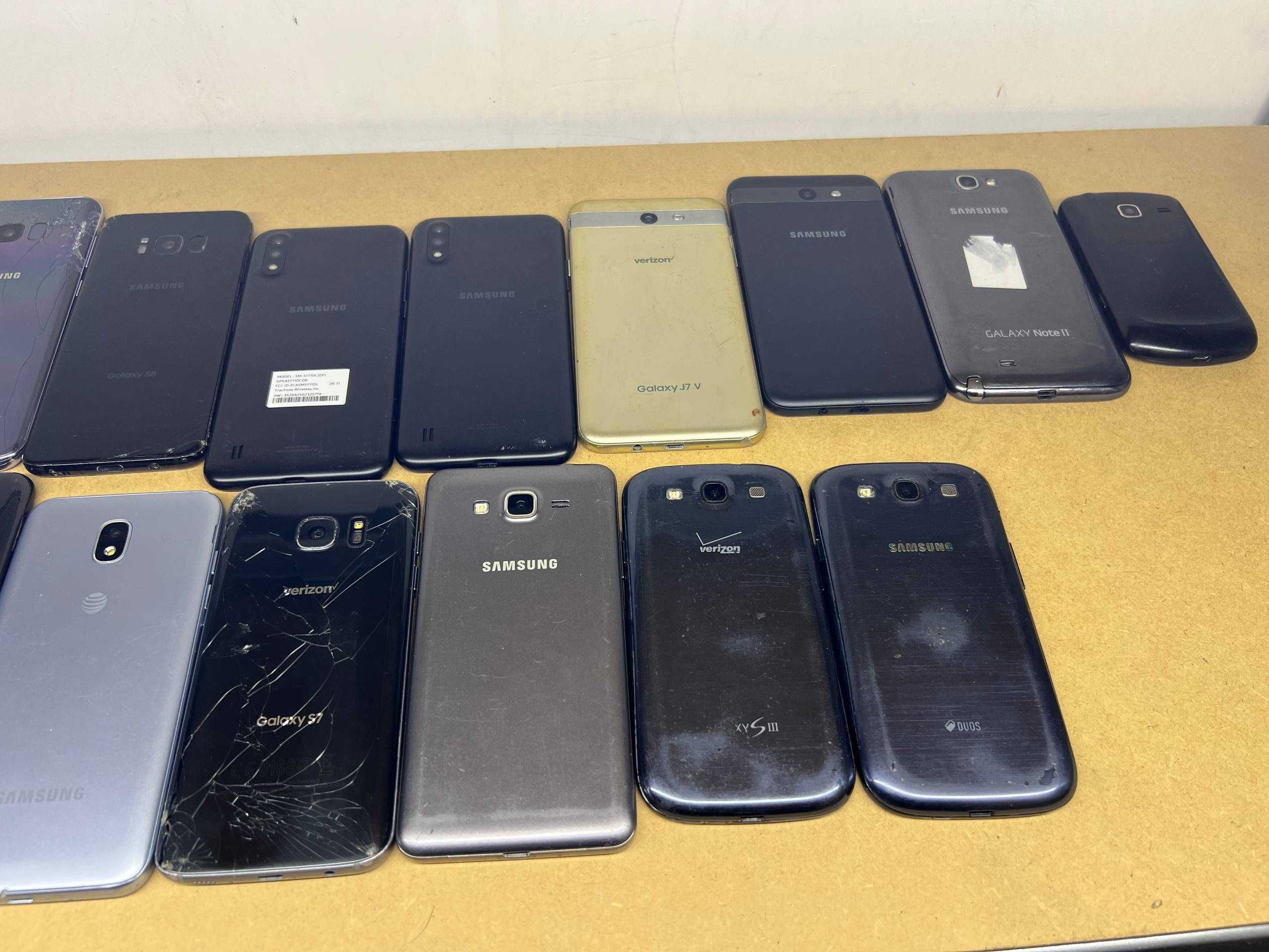 Лот смартфонів, Galaxy A03s, A12, S10+, S8+,  A01