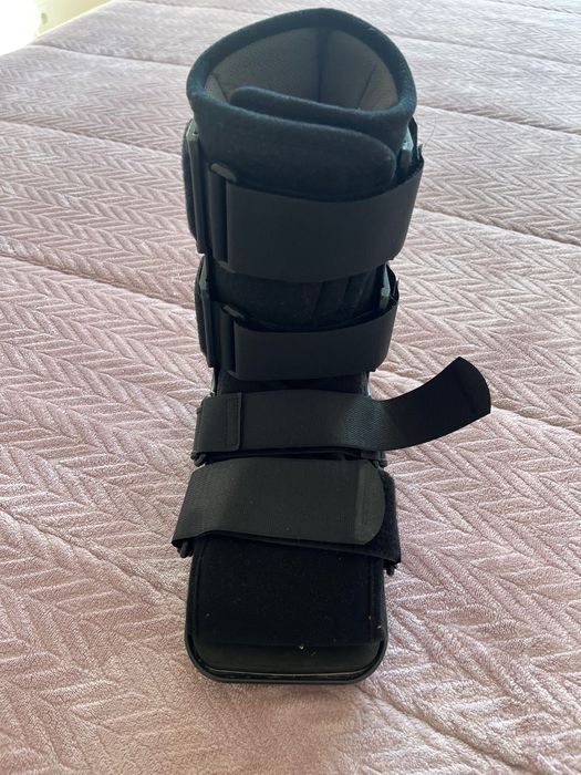 Vendo bota Walker