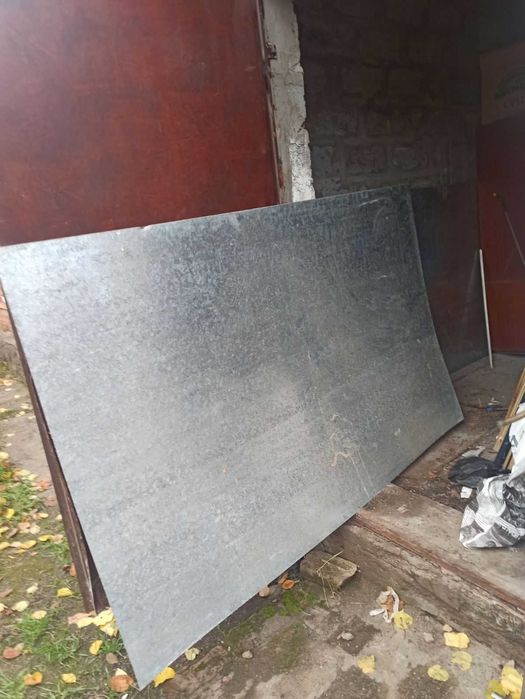 Гладкий оцинкованный профнастил