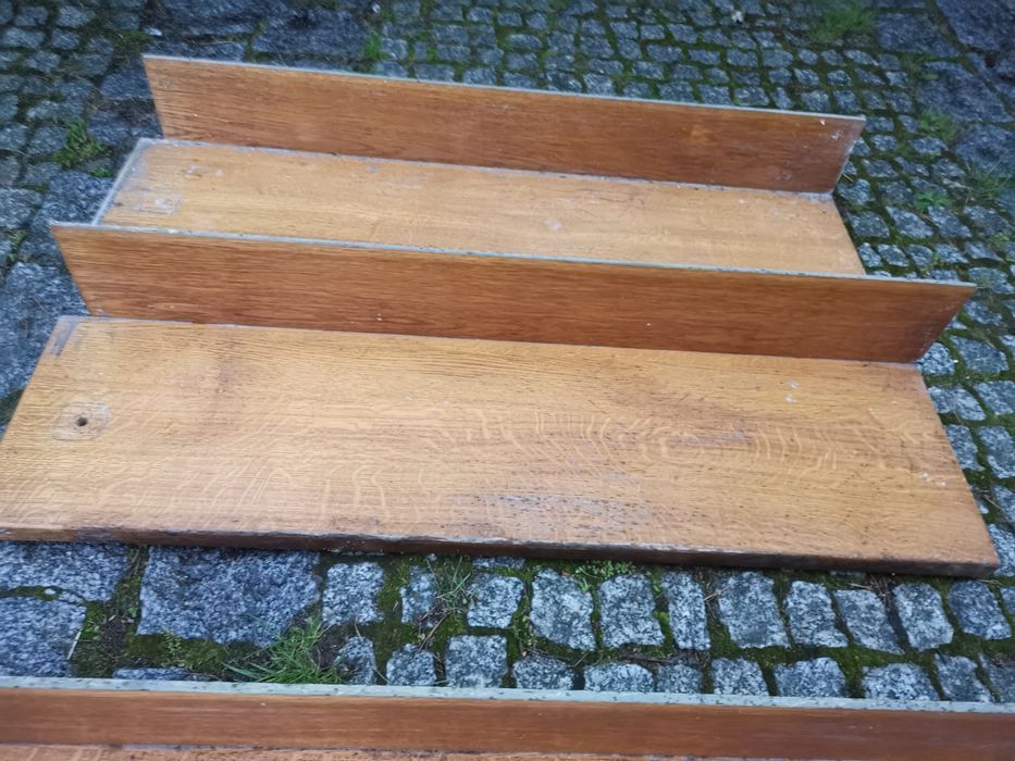 Schody drewniane dąb używane