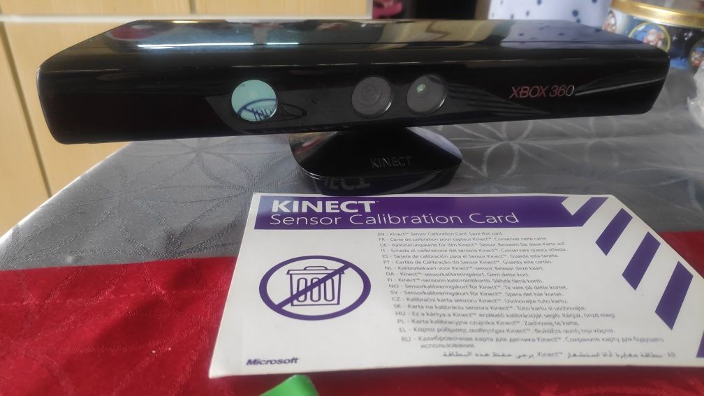 Xbox 360 com Kinect e 26  jogos