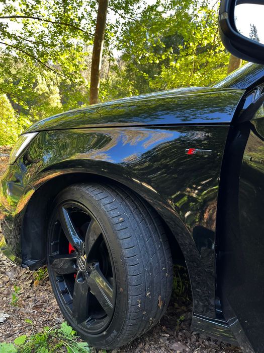 Audi A1 S-LINE ano 2018