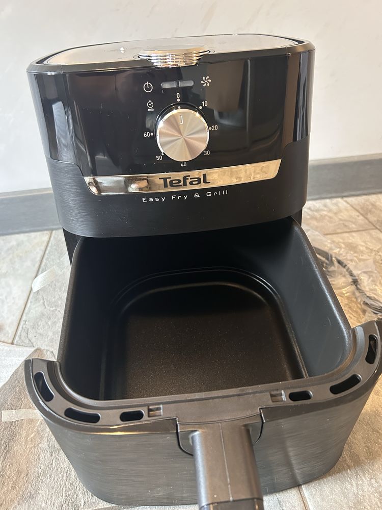 Frytkownica beztłuszczowa, Tefal Easy pojemność 4,6 l, funkcja grilla