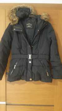 Zimowa kurtka z Zara r. 152