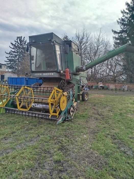 Продам комбайн John deere 630