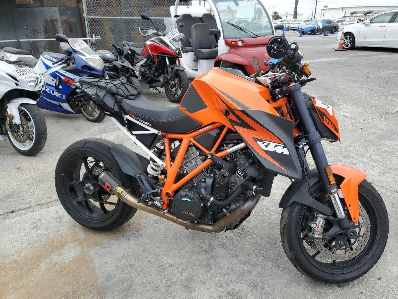 2014 KTM 1290 SUPER DUKE R
