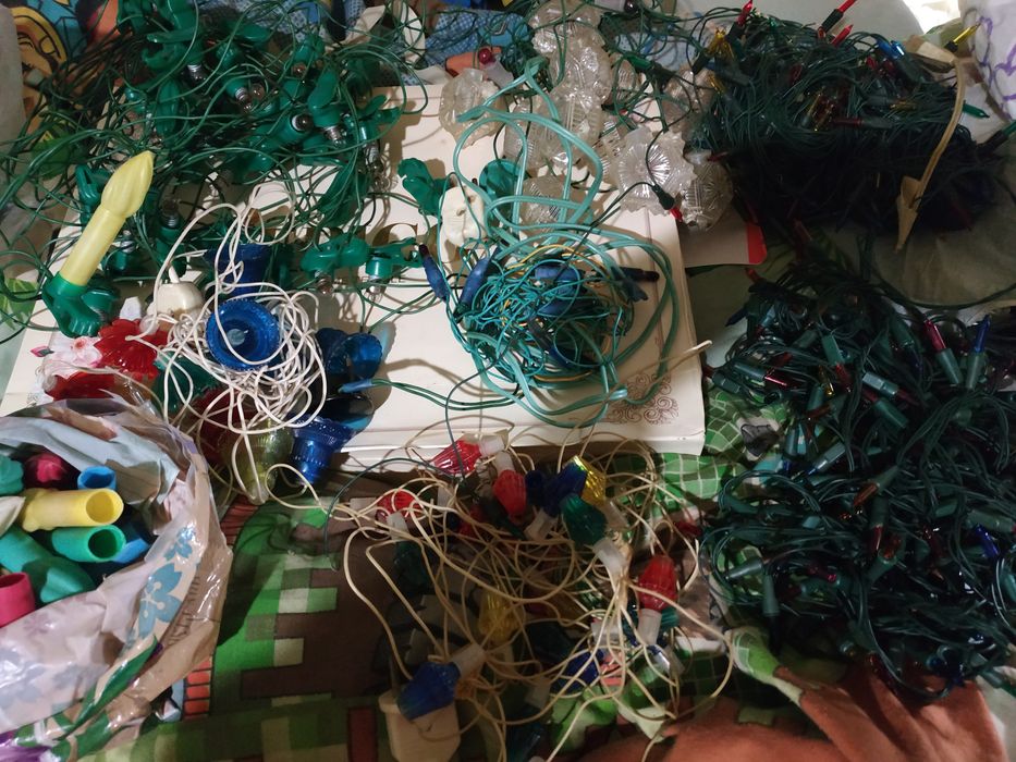 Новорічні Грилянди не робочі