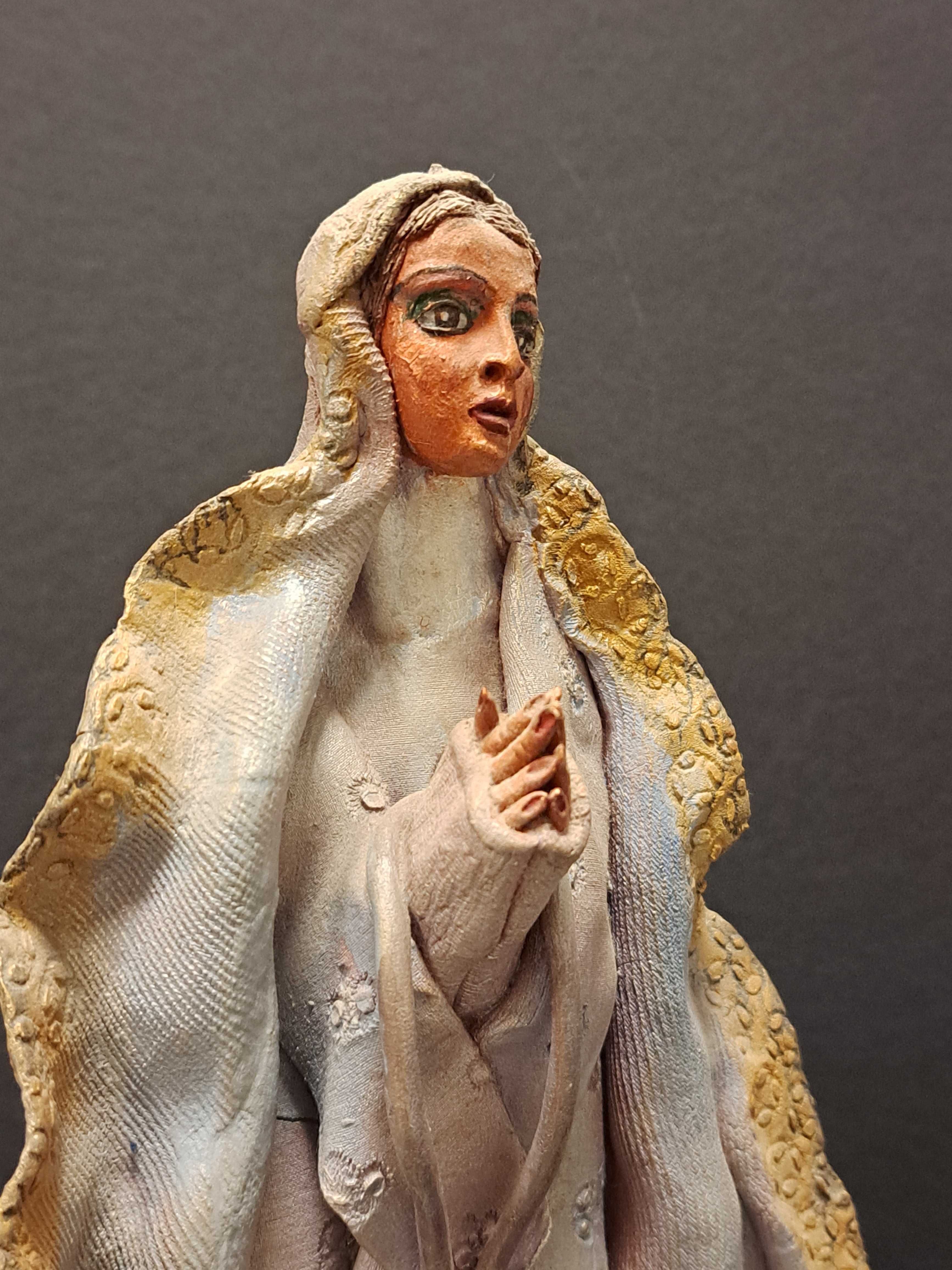 Nossa Senhora de Fatima , Arte em barro de Aljezur
