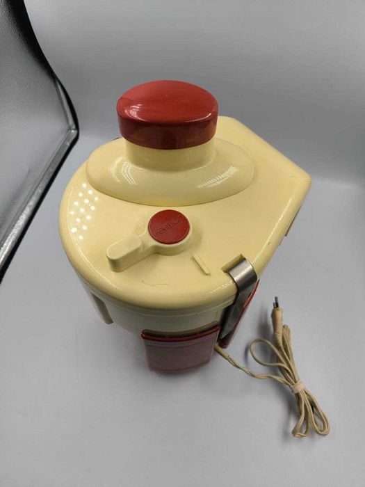 Соковижималка електрична СВСП-301 «Нектар»