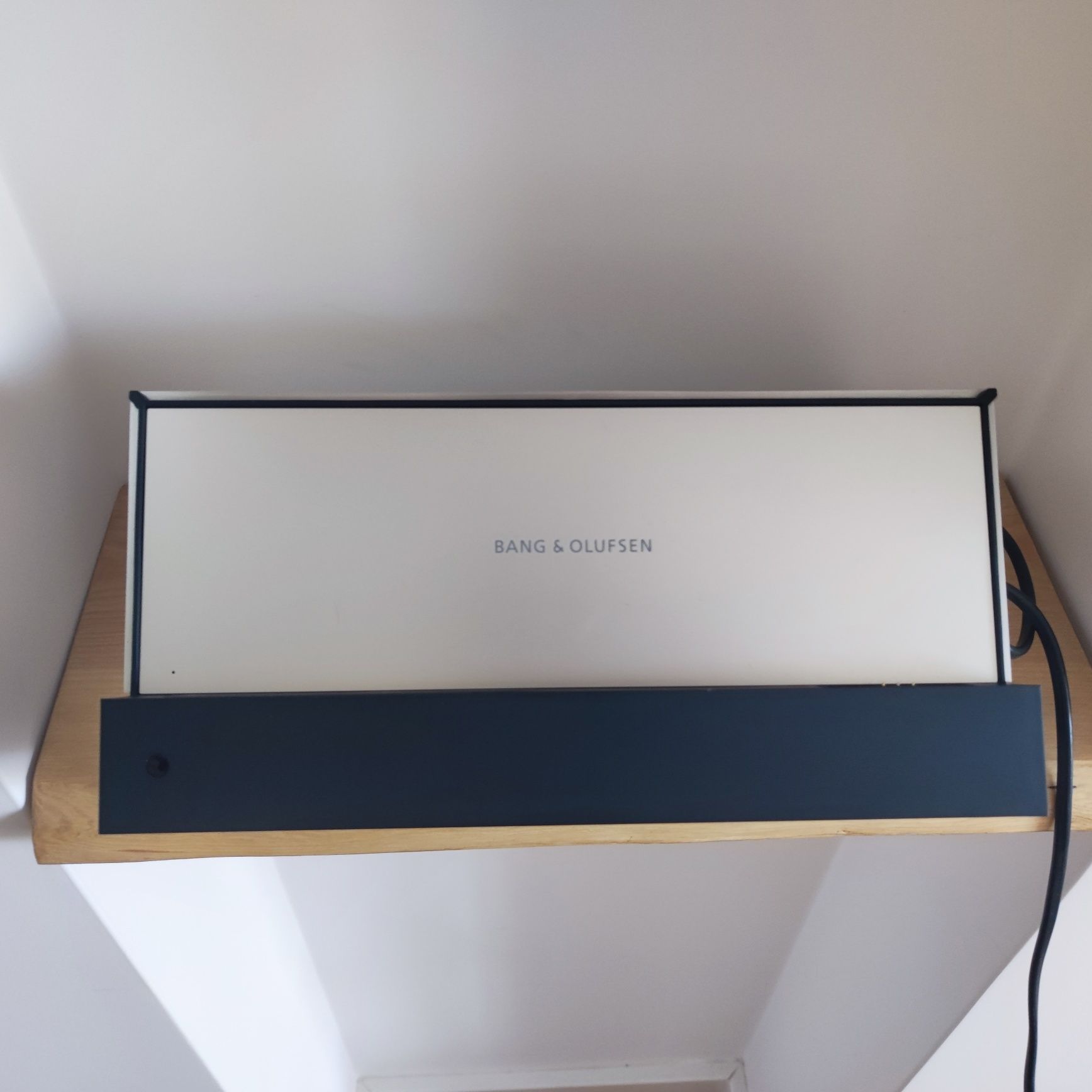 Bang Olufsen B&O BeoSound Moment