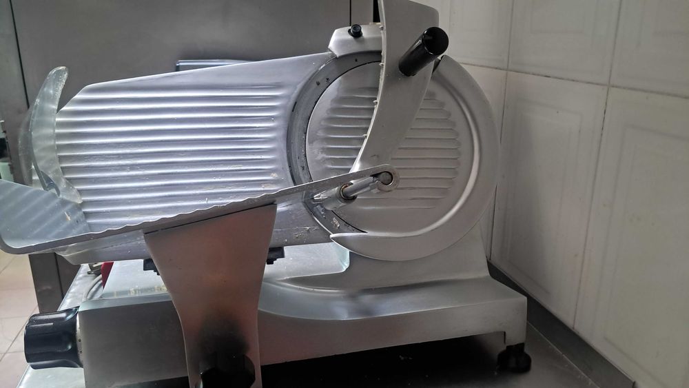 Fiambreira electrica