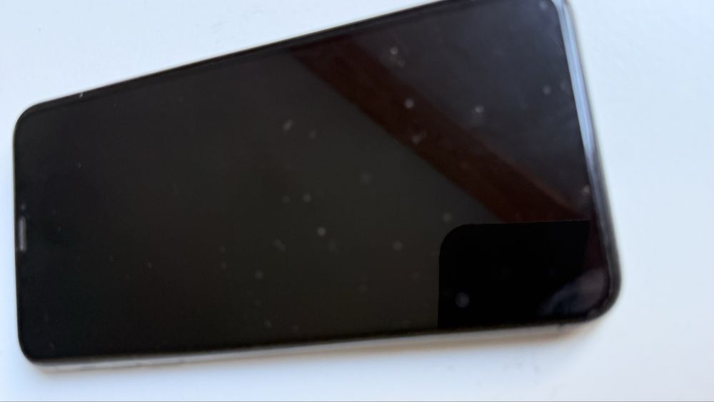 iPhone XS Max 512GB plus dodatki