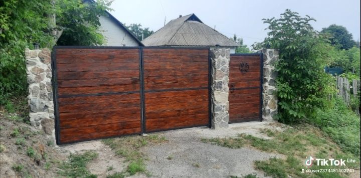 Продажа будинку.