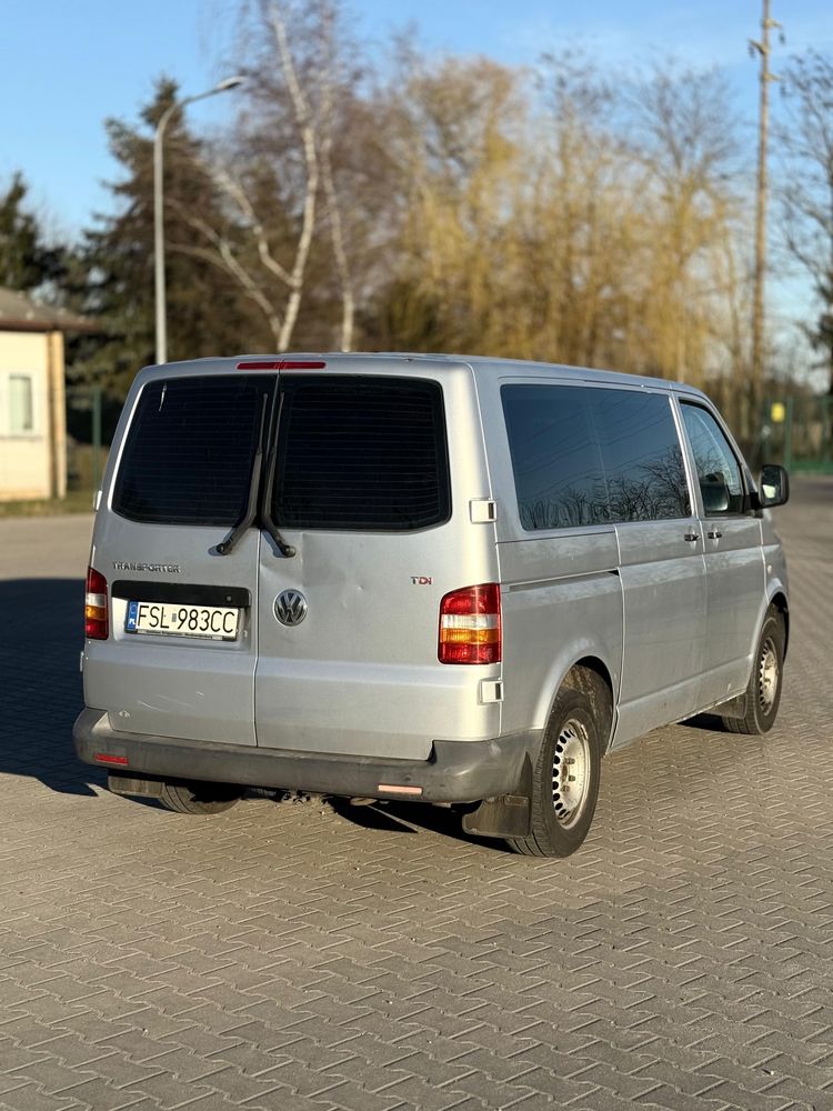 VW Volkswagen T5 Transporter 2,5Tdi Klima  9 os osobowy
