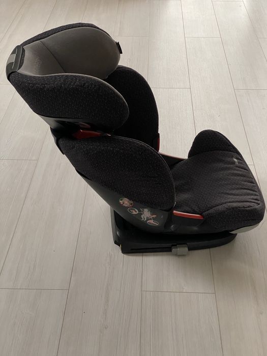 Автокрісо Maxi-Cosi 15-36 у чудовому стані