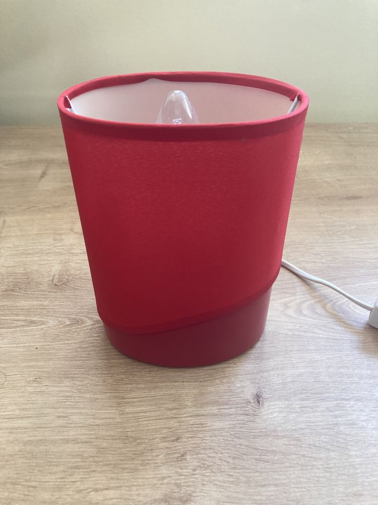Lampka nocna czerwona