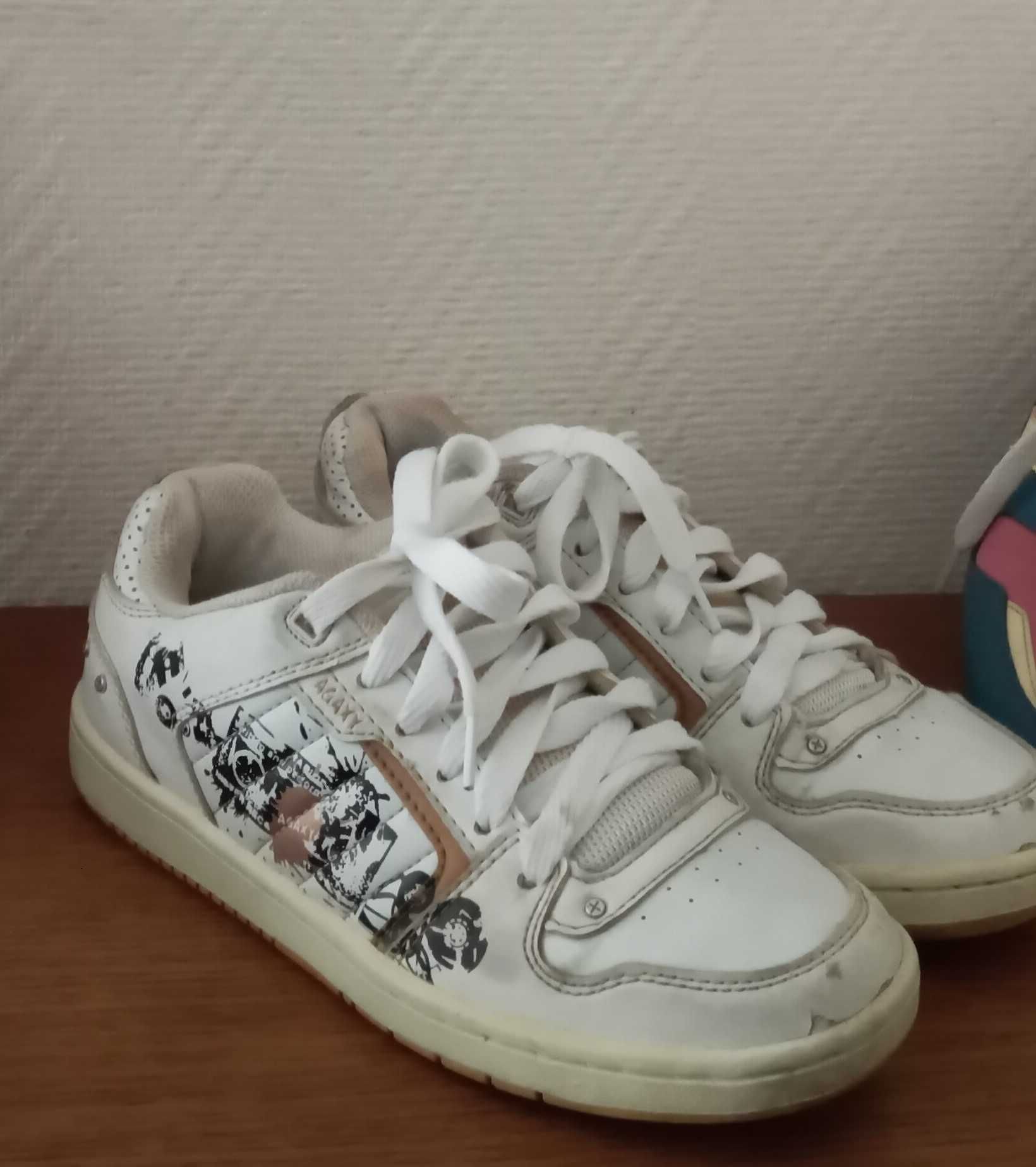 Кроссовки  Agaxy стелька 22.5см