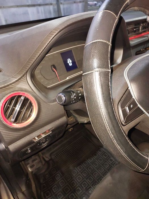 продам автомобіль Чері Тіго 2 у гарному стані.