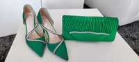 Sapatos e carteira verde de cerimónia