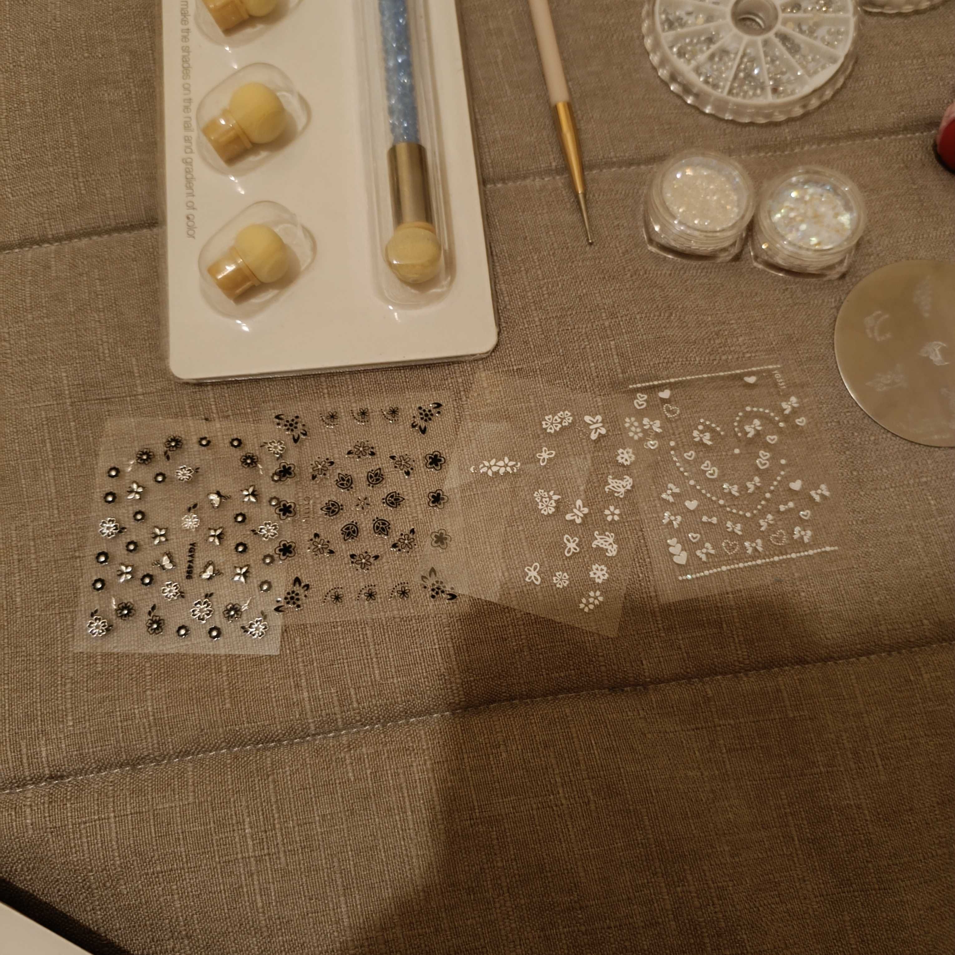 Kit Nail Art - vários materiais