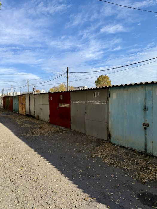 Сдам гараж Природные камни Небесной сотни