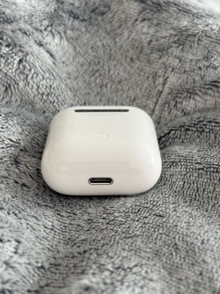 Etui ladujace AirPods 2 A1602