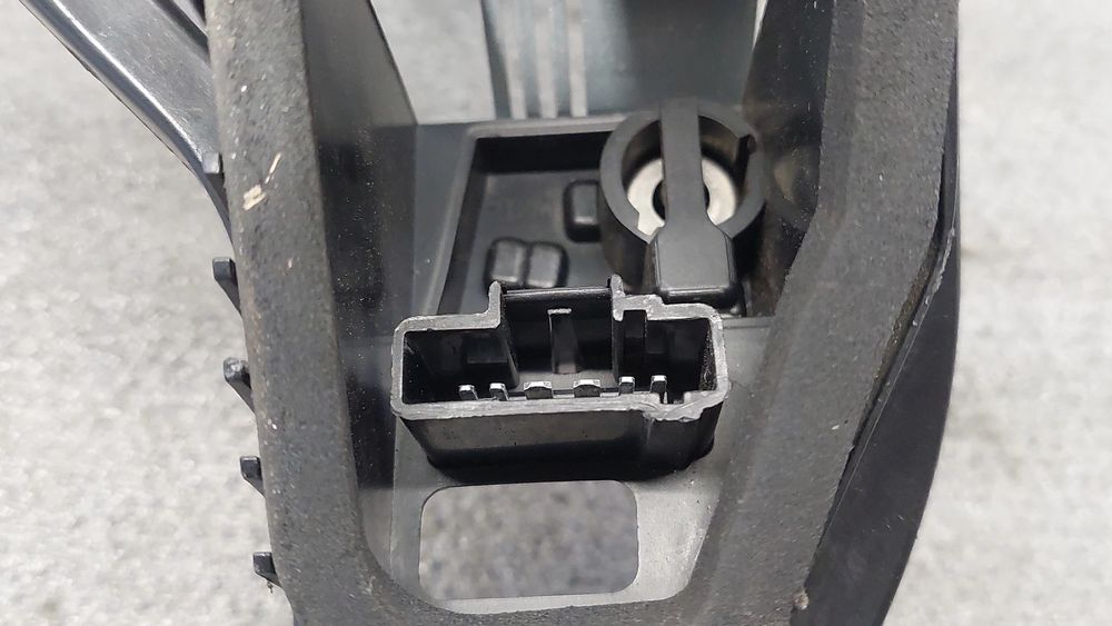 Suporte lâmpada esquerdo PEUGEOT 207 (WA_, WC_)