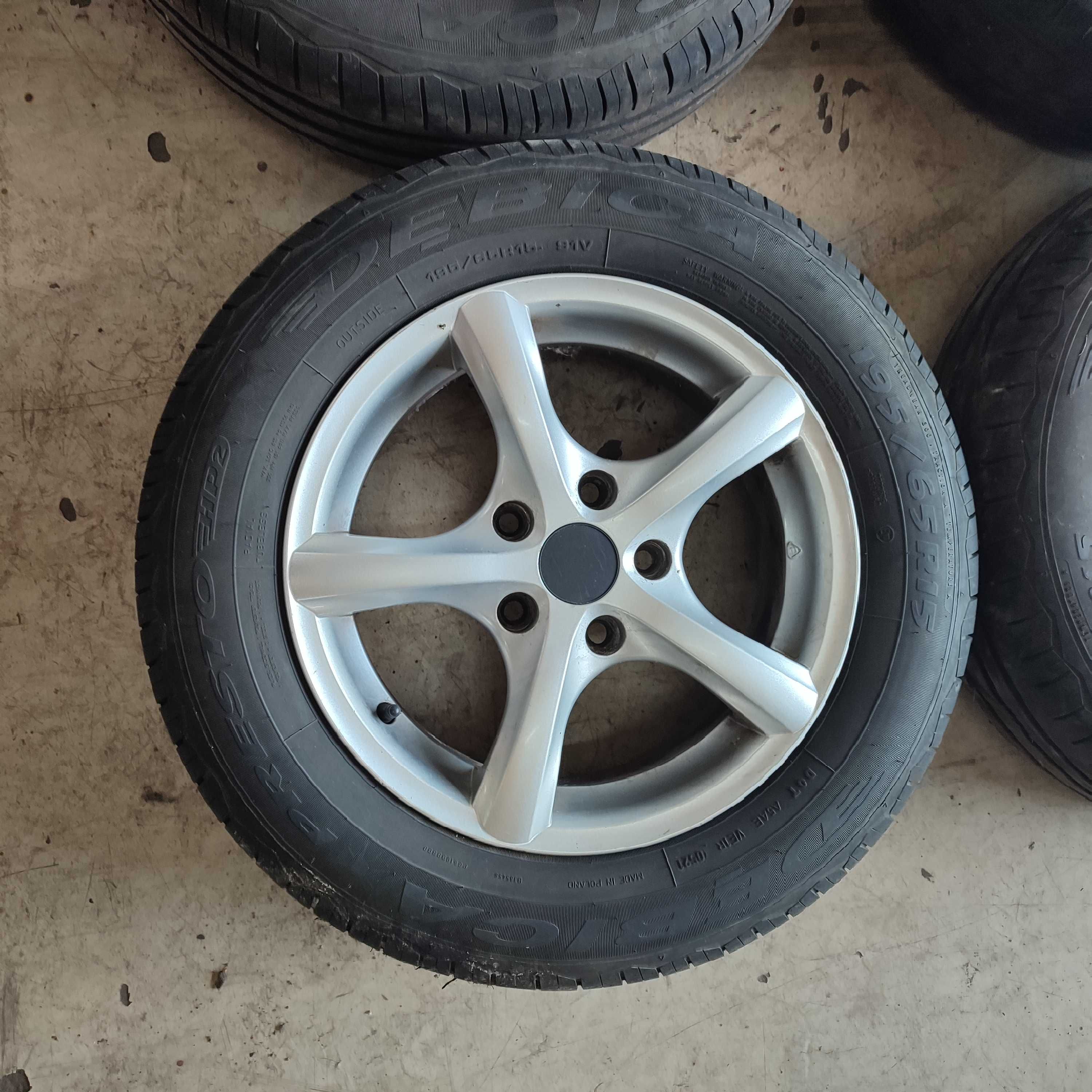 Koła felgi z oponami 6j 5x112 r15 VAG 195/65R15 57,1