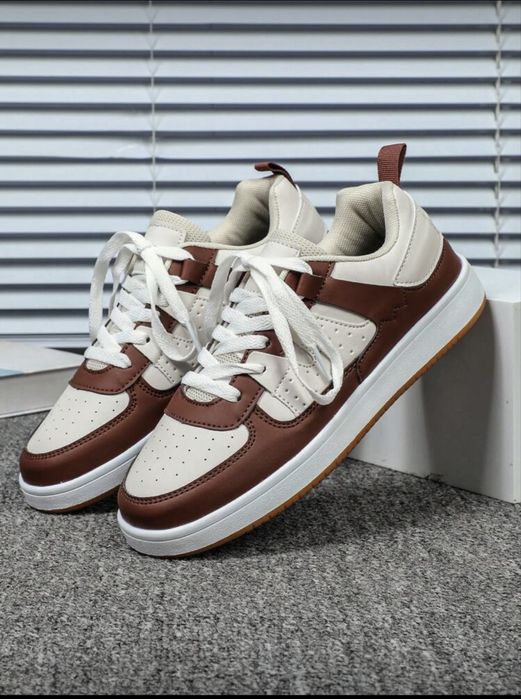 Sapatilhas casuais/modernos