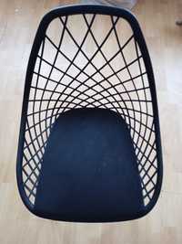 Krzesło plastikowe ażurowe