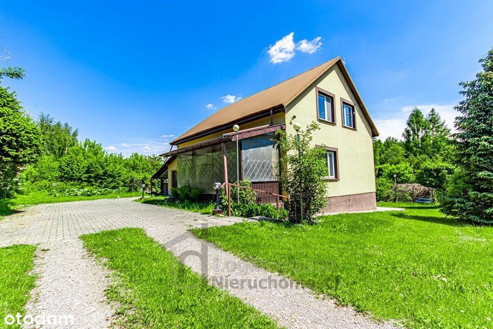 Dostępny od zaraz! Duży dom pod Nałęczowem!