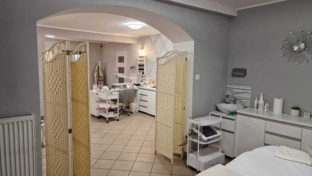 Wynajmę lokal handlowo-usługowy – centrum Choszczna, ul. Jagiełły 5