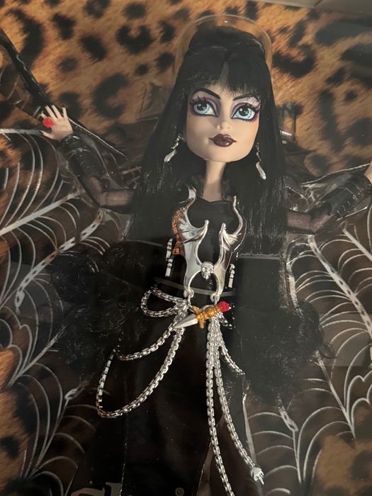 Monster High Witch  Harris Lenore Skullector