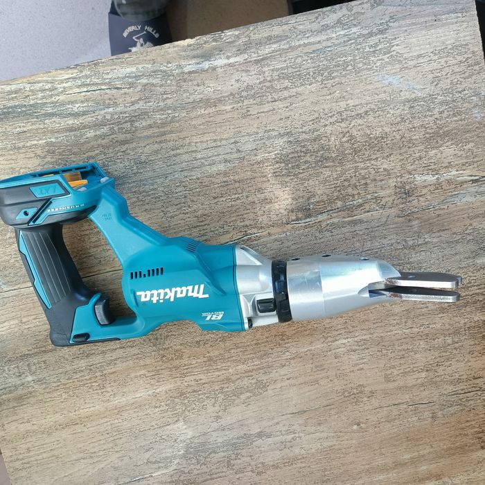 Makita 18V DJS 800 Nożyce jak Nowe