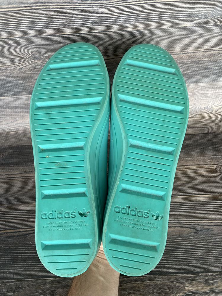 Кросівки Adidas Court Vantage Adicolor 44 2/3 р