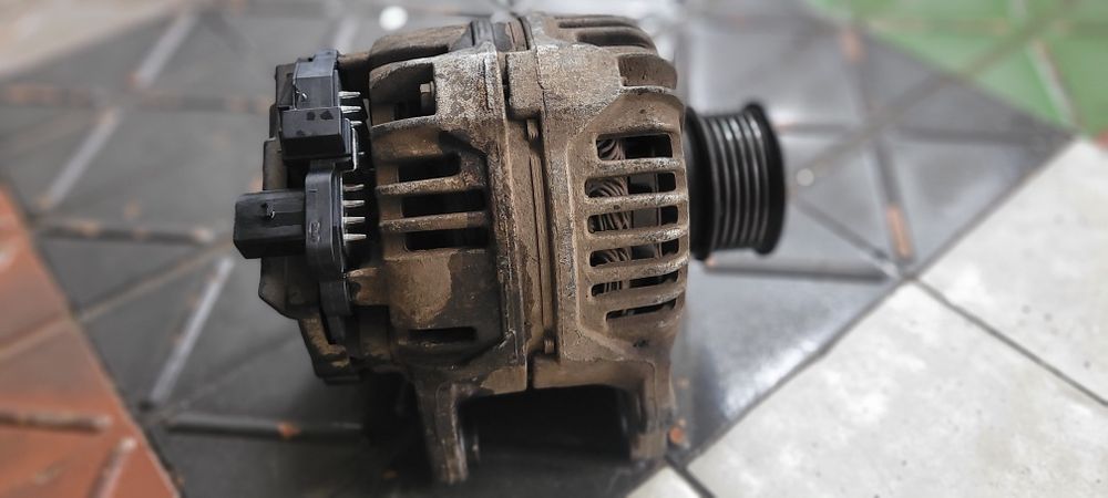 Генератор на шкоду октавію