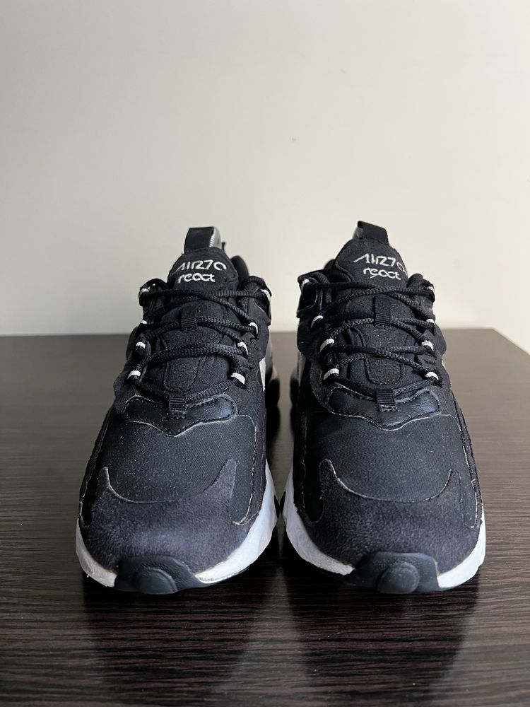 Кросівки Nike Air Max 270 React BQ0103-009 Розмір 39 на 25 см