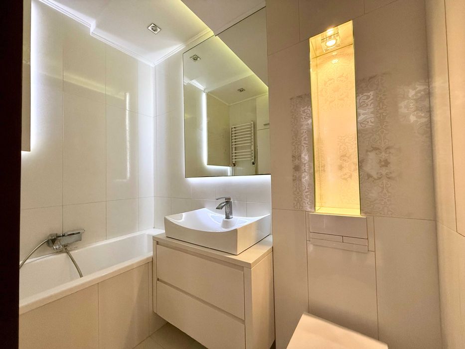 Dom  6 pokoi  210m² Zalesie - Kielce